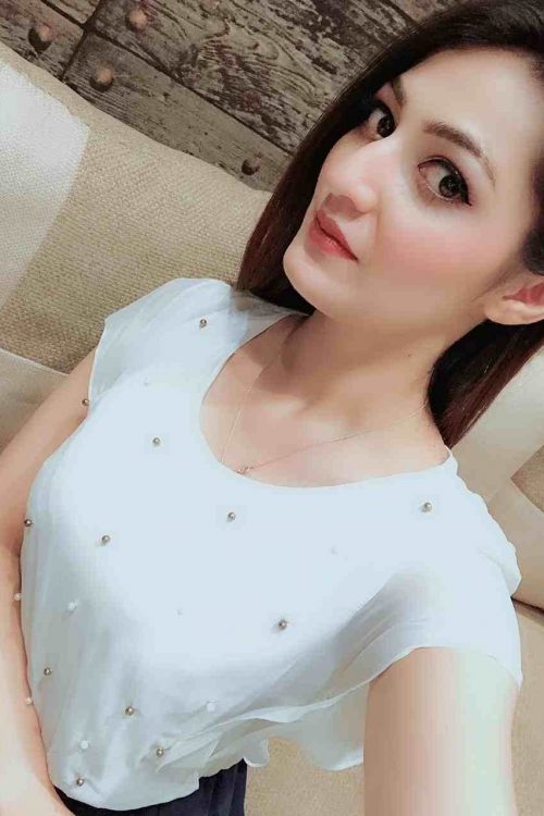 Aliza 1 escort